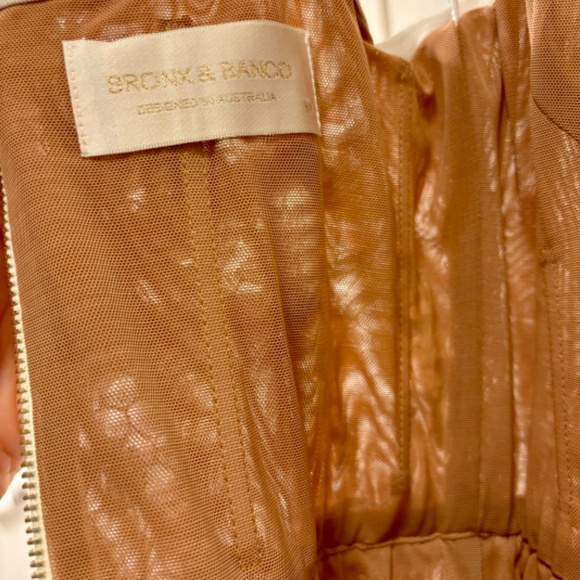 Beautiful white bridal shower dress! - Picture 4 of 8